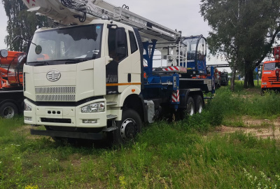 Автовышка АГП-45-9К на шасси FAW J6 CA3250 6*6